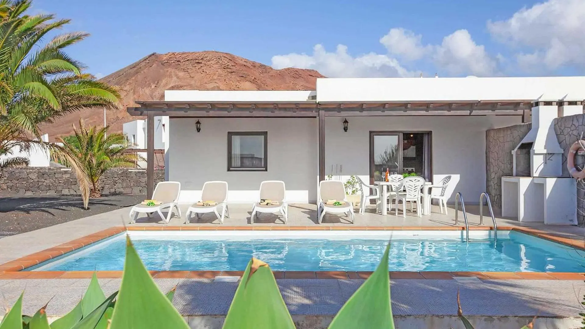 Villas Rodriguez Playa Blanca